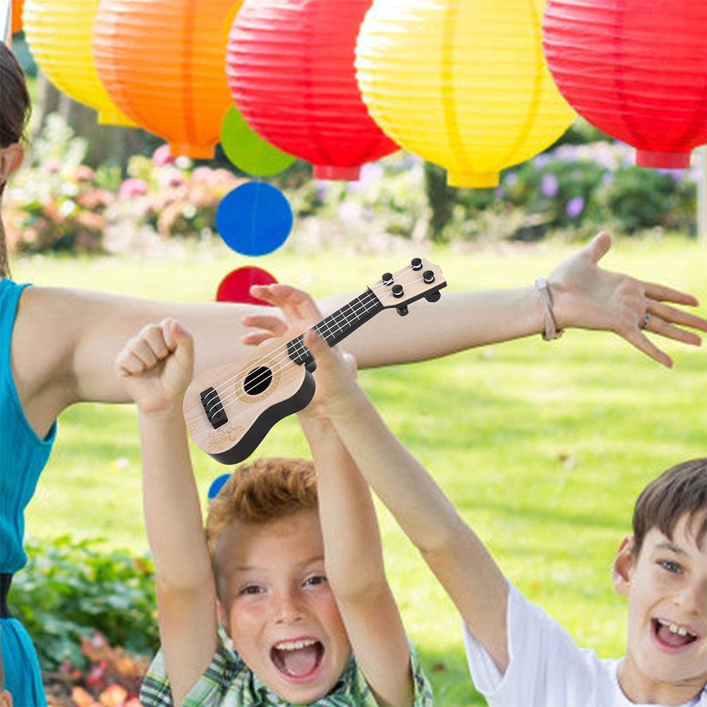 Kids 4 String Ukulele 2 Pack L - đánh giá và giá Kids Outdoor Instruments